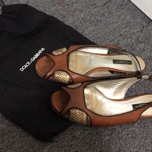 Dolce & Gabbana gorgeous flat sling back sandals